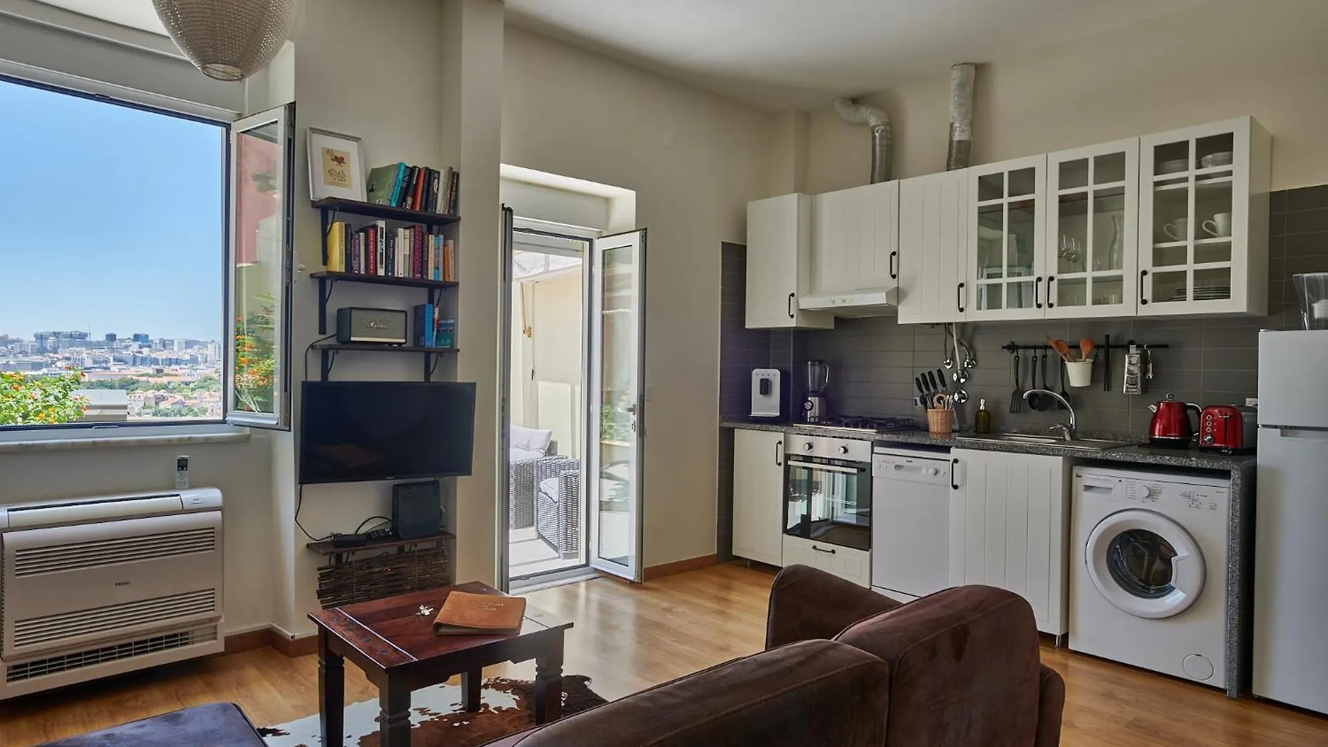 The Sunset Hideout Apartment Lisbon